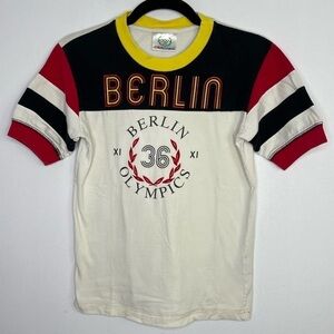 Sporty Graphic Fitted Retro Tee Red White